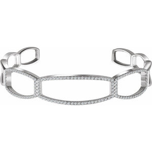 14KT white gold bangle bracelet with 0.75ctw round diamonds,...