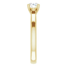 Load image into Gallery viewer, 14KT Yellow Gold solitaire engagement ring for 5.2mm round
