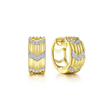 Load image into Gallery viewer, 14K Yellow Gold Wide 15mm Chevron Diamond Station Huggie Ear...
