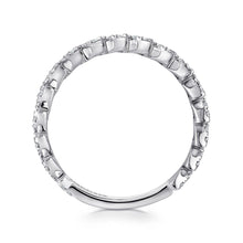 Load image into Gallery viewer, 14KT white gold band with 0.44ctw round diamonds, H/I-SI, se...
