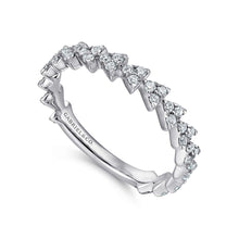 Load image into Gallery viewer, 14KT white gold band with 0.44ctw round diamonds, H/I-SI, se...
