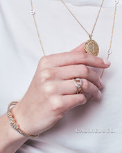 Load image into Gallery viewer, 14KT White and Yellow Gold Two-Tone Necklace
