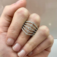 Load image into Gallery viewer, 14KT White Gold Ring
