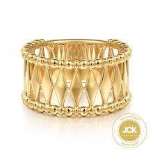 Load image into Gallery viewer, 14KT yellow gold Bujukan ring with kite pattern center
