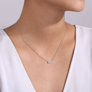14KT white gold wide bar necklace with 0.18ctw round diamond...