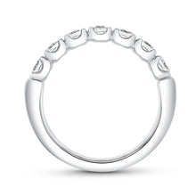 Load image into Gallery viewer, Platinum band with 0.56ctw oval diamonds, G/H-VS2/SI1 (7 qty...
