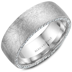 14KT white gold band with diamond brushed center and 0.66ctw...