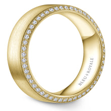 Load image into Gallery viewer, 14KT yellow gold band with brushed center and 0.64ctw round ...
