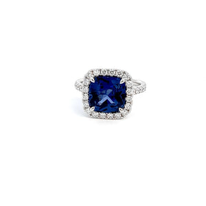 18KT white gold ring with 5.18ct cushion sapphire and 0.71ct...