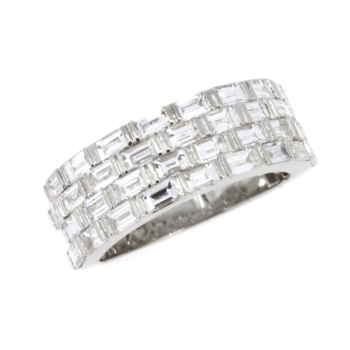 14KT white gold ring with 2.12ctw baguette diamonds, H-VS (3...