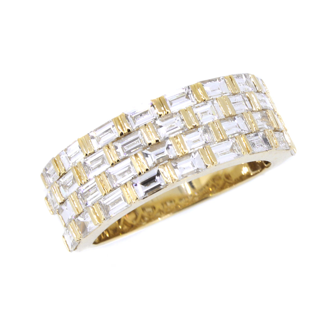 14KT yellow gold ring with 2.12ctw baguette diamonds, H-VS (...