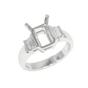 18KT white gold semi-mount with 0.26ctw trapezoid diamonds, ...