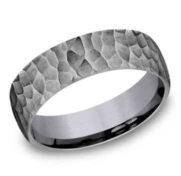 Tantalum band with satin hammered finish, 6.5mm, size 10