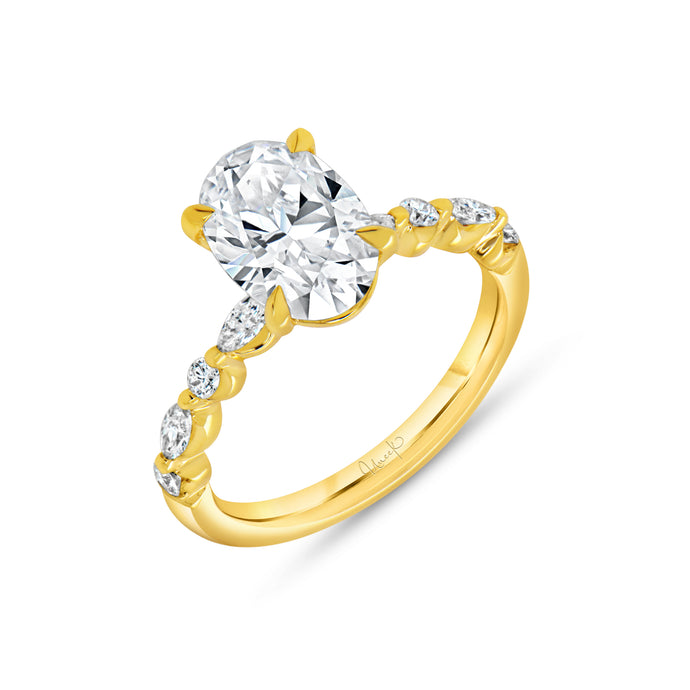 18KT yellow gold engagement ring with 0.40ctw alternating ro...